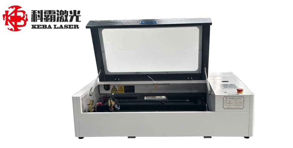 網(wǎng)紅玻璃錘子畫激光雕刻機